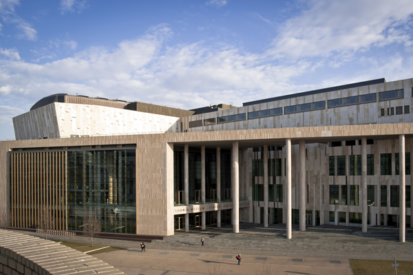 Palazzo delle arti di Budapest image 1